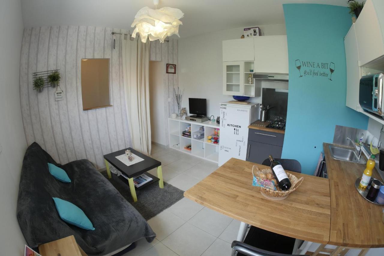 House - 4 People Apartment Le Porge